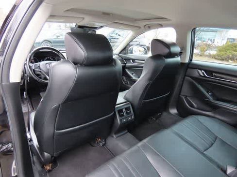Certified 2021 Honda Accord EX-L image 13