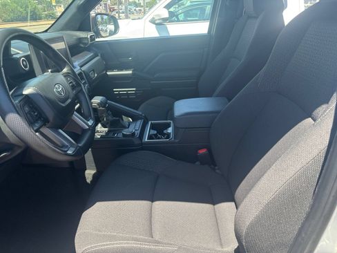 Used 2025 Toyota 4Runner SR5 RWD image 24