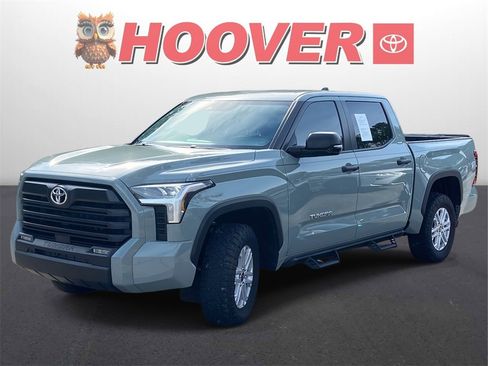 Used 2024 Toyota Tundra SR5 w/ SR5 Convenience Package image 6