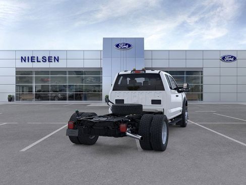 New 2025 Ford F550 4x4 Supercab Super Duty image 8