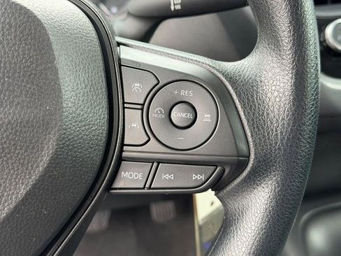 Certified 2025 Toyota Corolla LE image 21