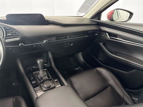 Used 2020 MAZDA MAZDA3 Premium Package image 33