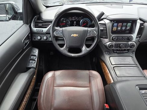Used 2020 Chevrolet Tahoe Premier w/ Premier Plus Edition AWD/4WD image 35