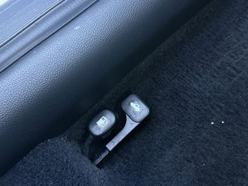 Used 2020 Hyundai Elantra SE w/ Cargo Package (C1) image 21