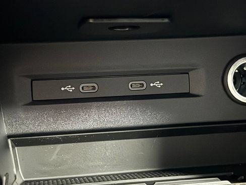 New 2026 Volkswagen Taos SE AWD/4WD image 14