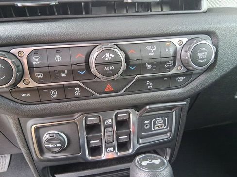 New 2025 Jeep Wrangler Sport S image 15