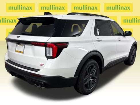 New 2026 Ford Explorer ST w/ Sun And Sound Package AWD/4WD image 4