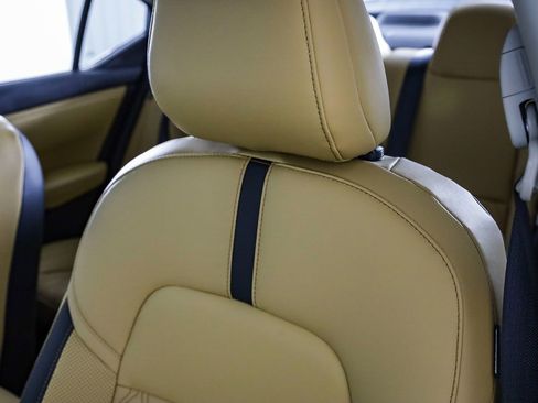 Used 2025 Nissan Sentra SV w/ SV Premium Package image 29