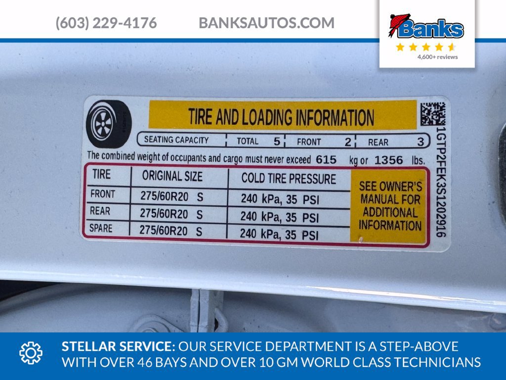 Certified 2025 GMC Canyon Denali AWD/4WD image 9