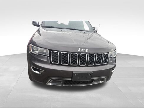 Used 2017 Jeep Grand Cherokee Limited AWD/4WD image 9