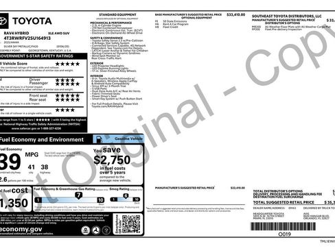Used 2025 Toyota RAV4 XLE image 2