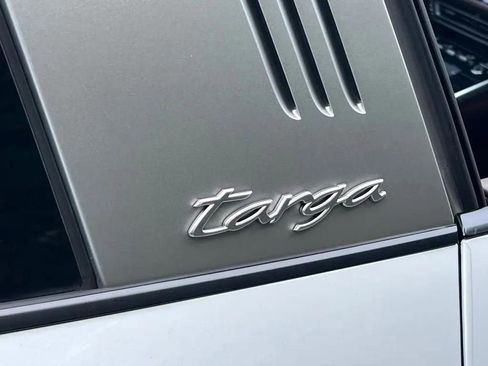 Used 2022 Porsche 911 Targa 4S image 40