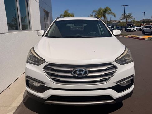 Used 2017 Hyundai Santa Fe Sport FWD image 3