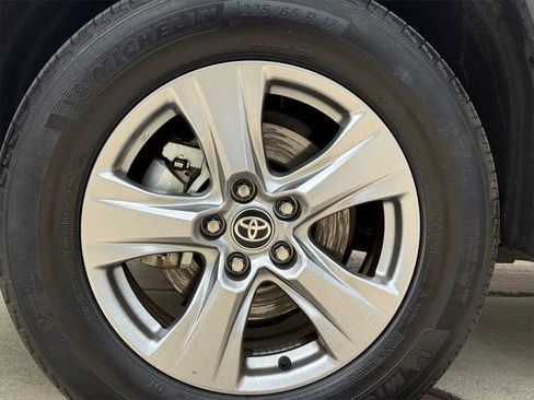 Certified 2025 Toyota RAV4 LE image 8