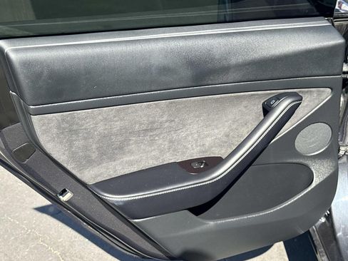 Used 2023 Tesla Model 3 Standard Range RWD image 33