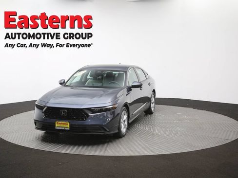 Used 2025 Honda Accord LX image 52