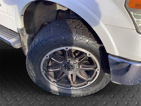 Used 2011 Ford F150 Lariat image 23