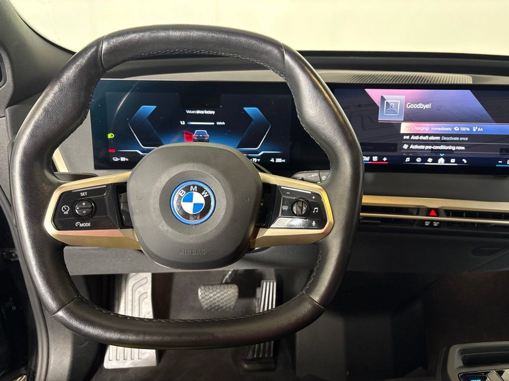 Certified 2024 BMW iX xDrive50 w/ Sport Package AWD/4WD image 18