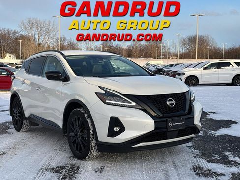 Certified 2023 Nissan Murano SV w/ SV Midnight Edition Package image 1
