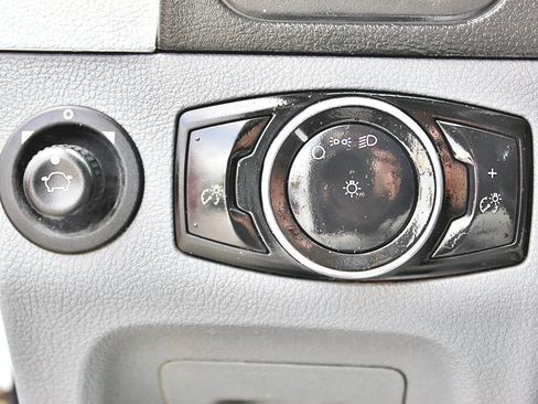 Used 2017 Ford Transit 350 XL RWD image 16