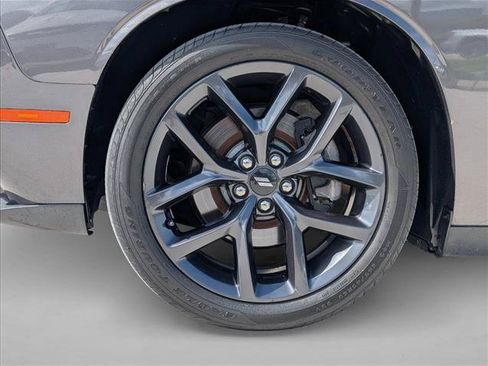 Used 2019 Dodge Challenger SXT w/ Plus Package RWD image 9