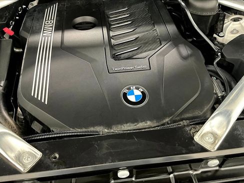 Used 2020 BMW X5 xDrive40i w/ Premium Package image 42