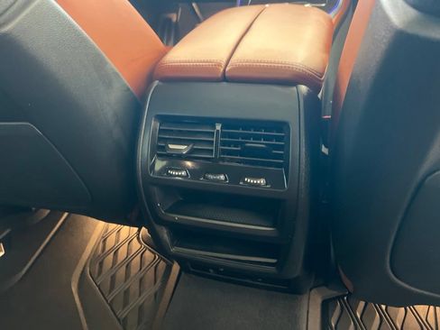 Used 2024 BMW X5 xDrive40i w/ M Sport Package AWD/4WD image 22