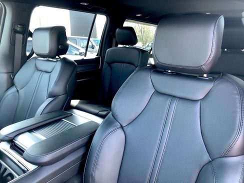 New 2026 Jeep Grand Wagoneer L 4WD image 23