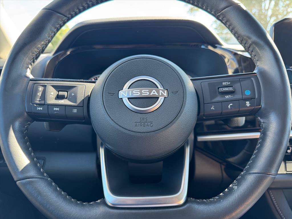 Certified 2025 Nissan Pathfinder SL AWD/4WD image 17