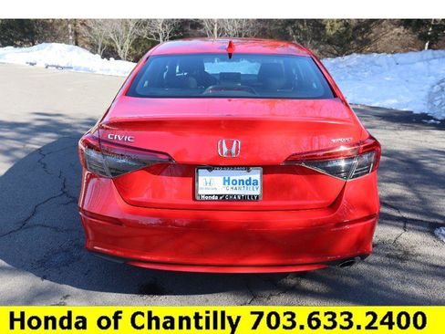 Used 2023 Honda Civic Sport image 6