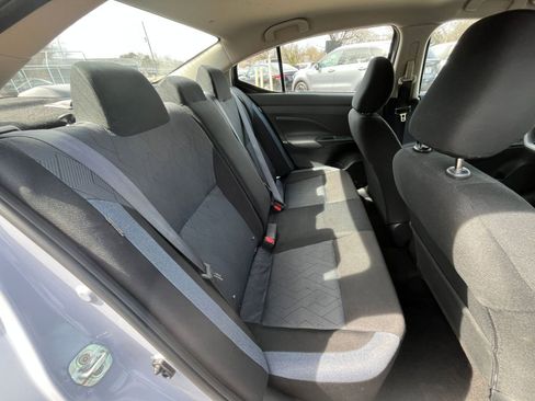 Used 2025 Nissan Versa SV image 36