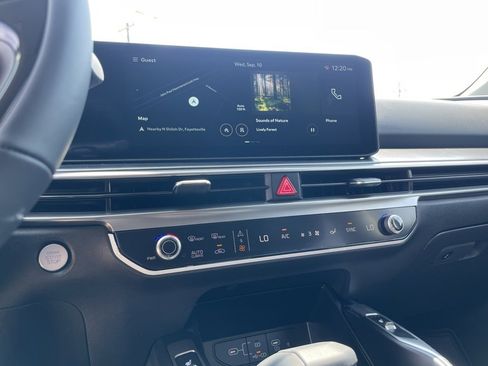 New 2026 Kia Sorento EX image 13