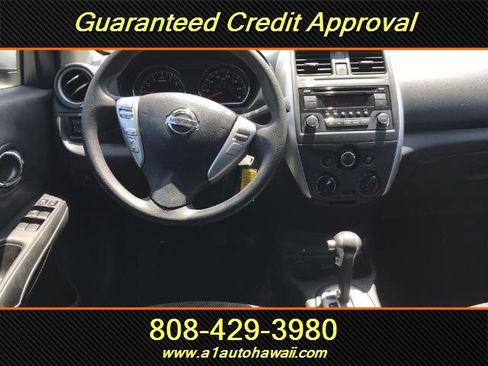Used 2016 Nissan Versa SV FWD image 11