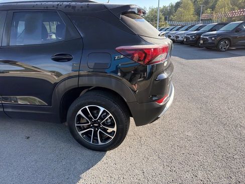 Used 2025 Chevrolet TrailBlazer LT image 7