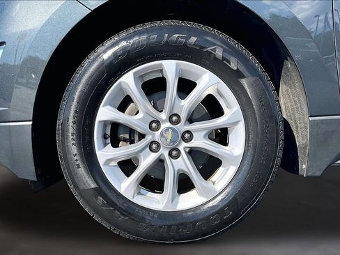 Used 2019 Chevrolet Equinox LS w/ LS Convenience Package FWD image 9
