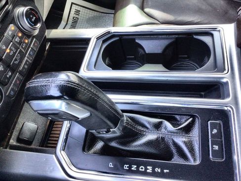 Used 2015 Ford F150 Platinum w/ Equipment Group 701A Luxury image 16