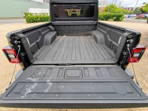 Used 2020 Jeep Gladiator Sport w/ Quick Order Package 23S AWD/4WD image 60