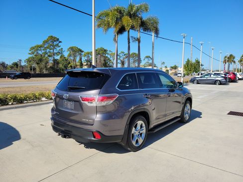 Used 2014 Toyota Highlander Limited image 4