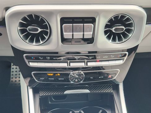 Certified 2024 Mercedes-Benz G 63 AMG 4MATIC image 20