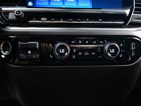 Used 2022 Chevrolet Silverado 1500 LT image 27