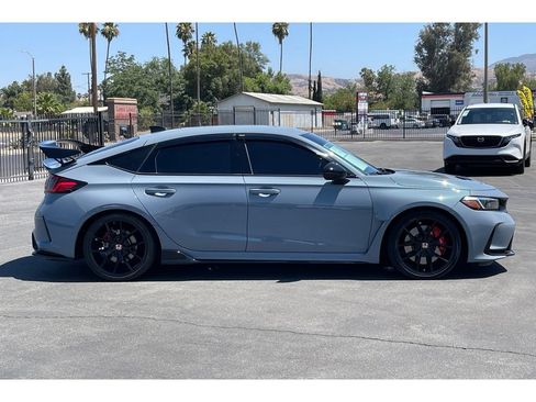 Used 2024 Honda Civic Type R image 7
