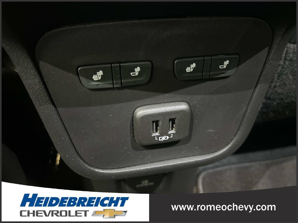 Used 2024 Chevrolet Equinox Premier AWD/4WD image 18