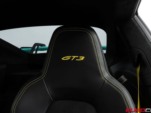 Used 2022 Porsche 911 GT3 RWD image 42