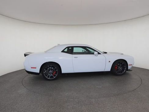 Used 2022 Dodge Challenger R/T Scat Pack w/ Plus Package image 22