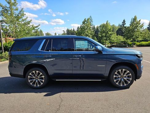 New 2026 Chevrolet Tahoe High Country w/ Sun And Tow Package AWD/4WD image 6