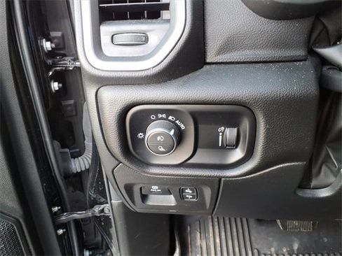 Certified 2022 RAM 1500 Big Horn image 15