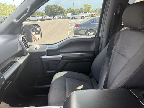 Used 2019 Ford F150 XLT w/ Equipment Group 302A Luxury AWD/4WD image 34