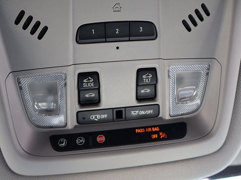 Used 2020 GMC Acadia SLT w/ Driver Alert Package II FWD image 33