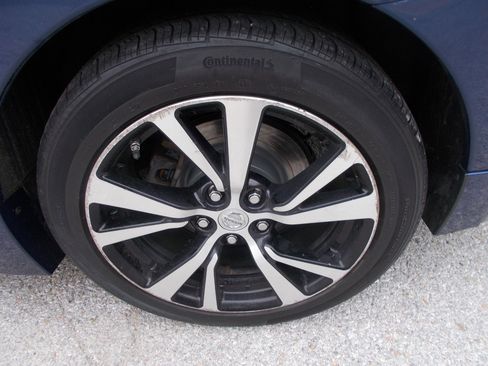 Used 2018 Nissan Maxima 3.5 SV image 20