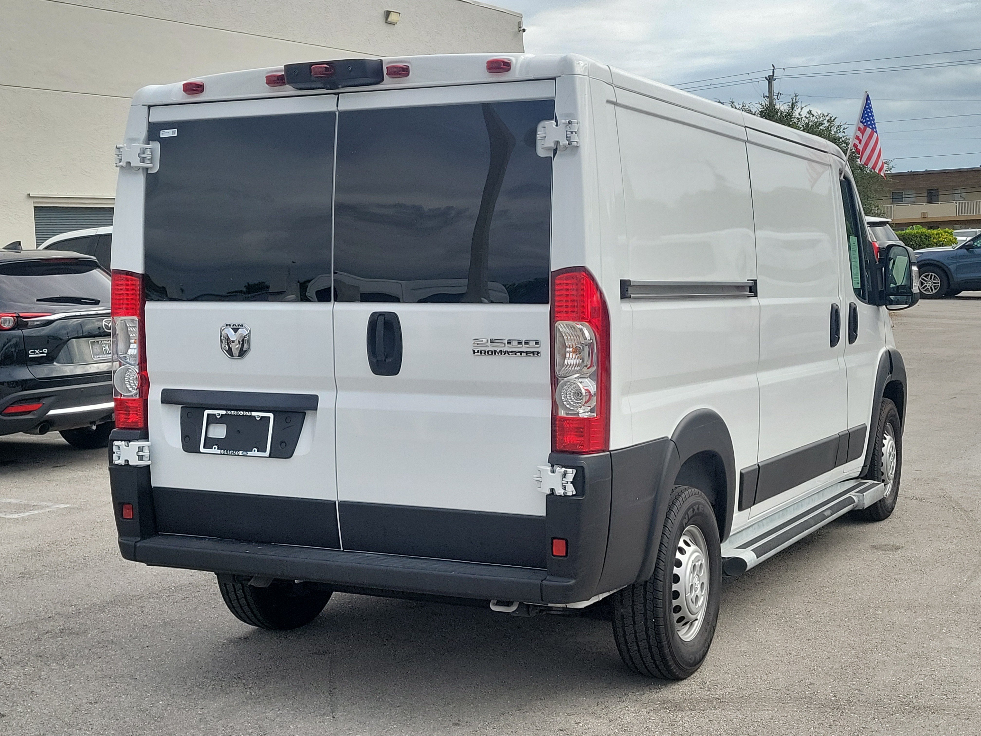 Used 2025 RAM ProMaster 2500 w/ U-Haul Equipment Group FWD image 5
